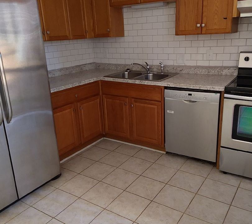 2nd image of 9309 Sprinkle Ln #K