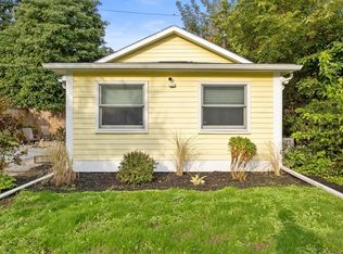 106 Cragg Rd, Rochester, NY 14616