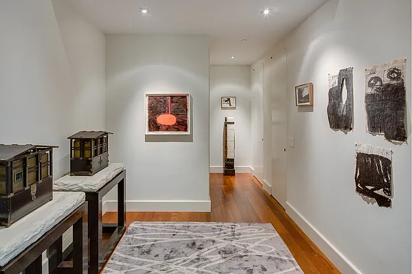 Sold by Stribling | media 18