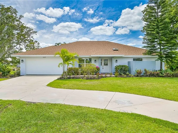 28211 Winthrop Cir, Bonita Springs, FL 34134