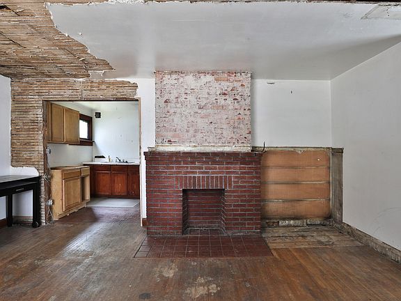 5th image of 2234 Cleveland Ave