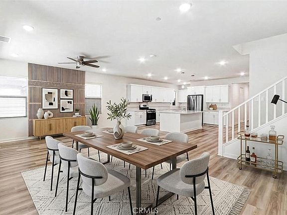 4th image of 2670 E Embry Ln