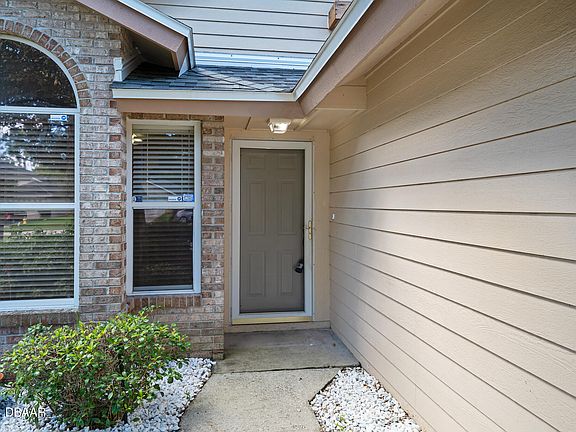 3rd image of 920 Ashmeade Ct