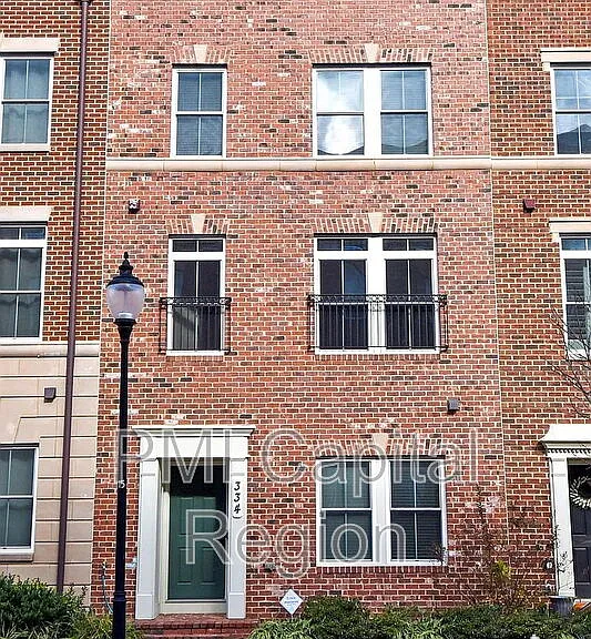 334 Community Center Ave — Photo 2