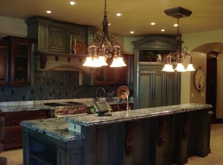 1020 Shearwater Ln, Eagle, ID 83616