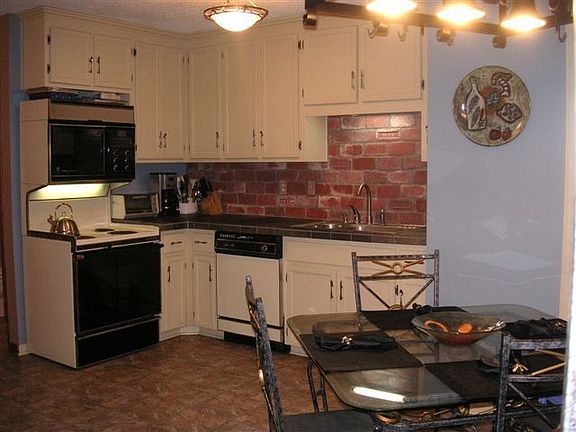 Spacious Kitchen