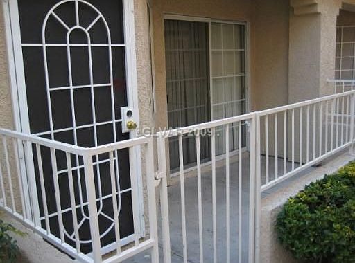 1st image of 1005 Dusty Creek St