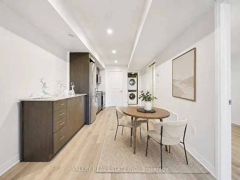 183 William Duncan Rd S #1 — Photo 7