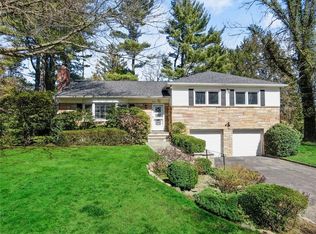 11 Baraud Rd N, Scarsdale, NY 10583