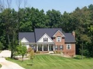 4813 Caroga Dr, Pinckney, MI