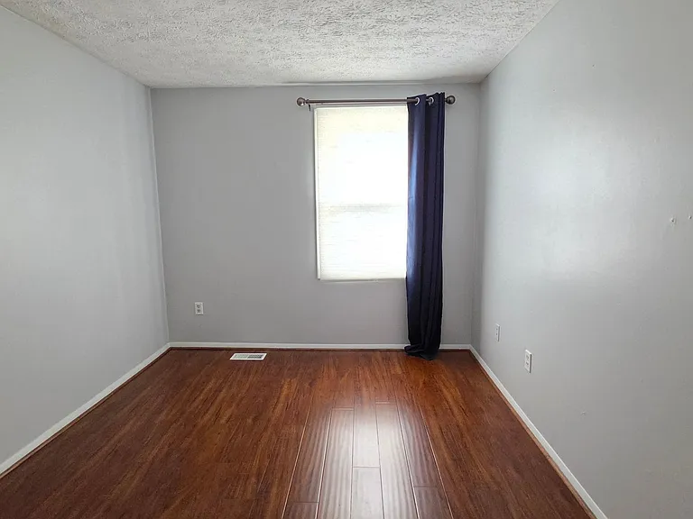 8256 Burning Forest Ct — Photo 23
