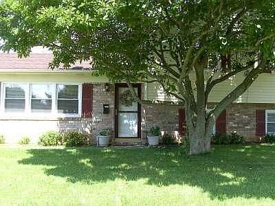 2nd image of 307 Villa Dr