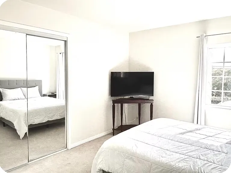 7939 Denrock Ave — Photo 17