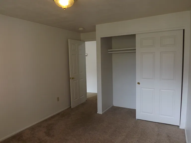 Westbrooke Commons Apartments and Townhomes — Photo 24
