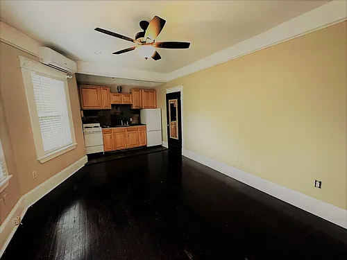 606 Lake Dot Cir #C Photo 1