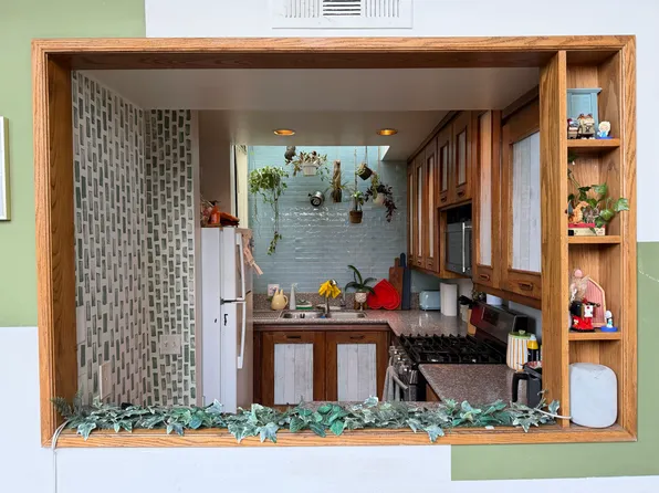 136 S Clark Dr APT 8, Los Angeles, CA 90048