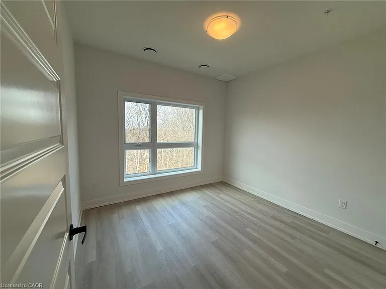 1100 Lackner Pl #521 — Photo 22