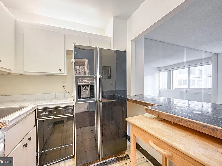5500 Friendship Blvd #1125N — Photo 6