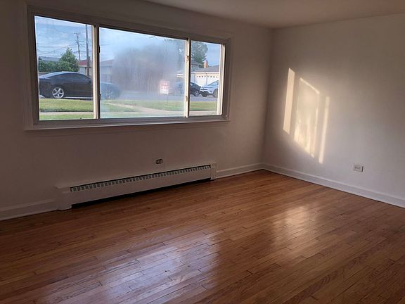 2nd image of 7005 W Gunnison St APT Gb