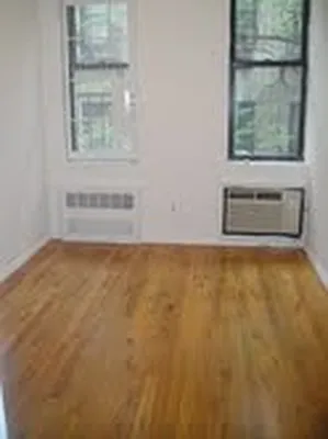 Rented by Robyn Lee, LREB | media 23