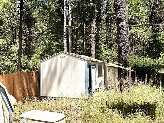 2nd image of 15048 Jack Pine Way
