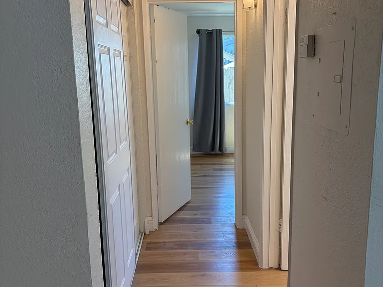 847 Rose Ave #12 — Photo 6