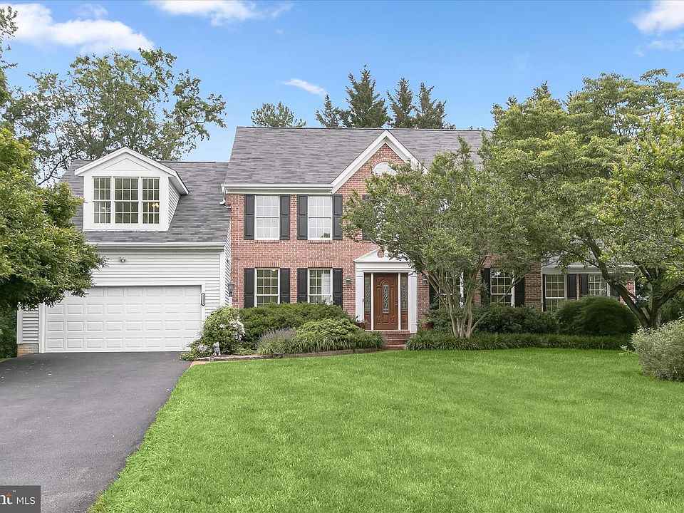 1st image of 10330 Bassett Hall Ct