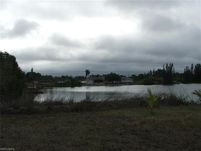 2nd image of 233 NW 14th Ave