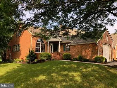 131 Pine Bridge Ln photo 1