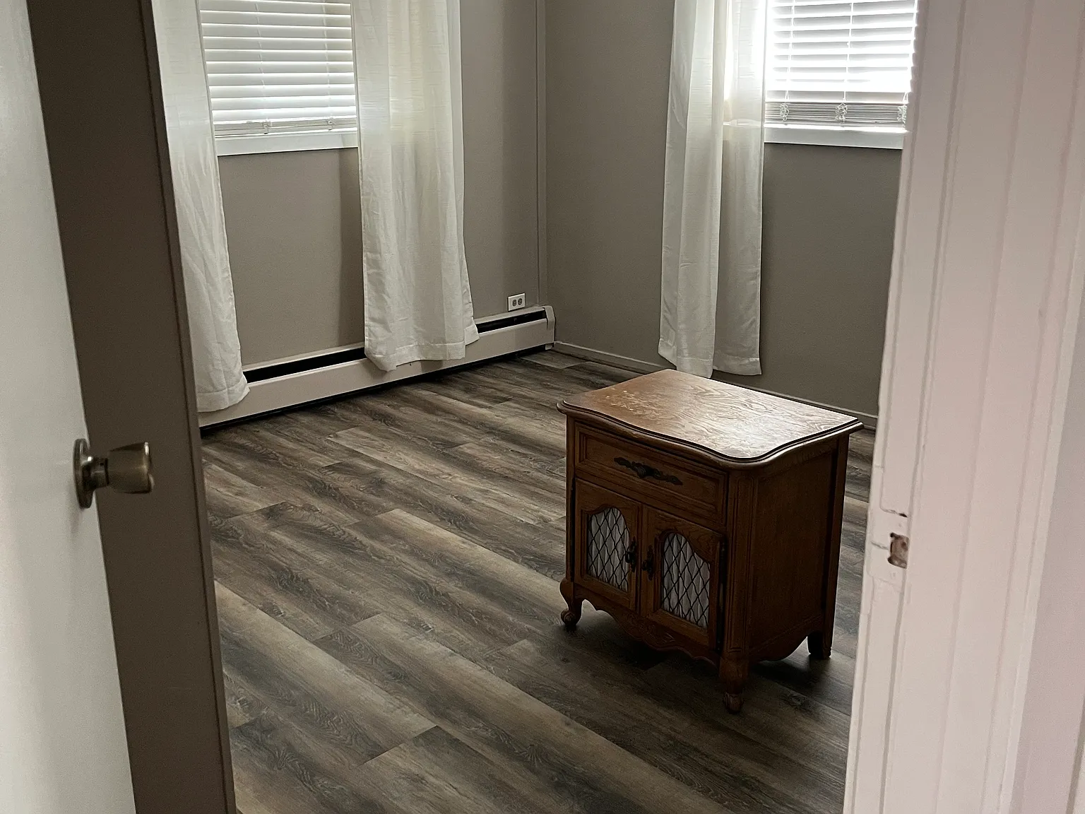 2 bed, 950 sqft, $1,200 — Photo 4