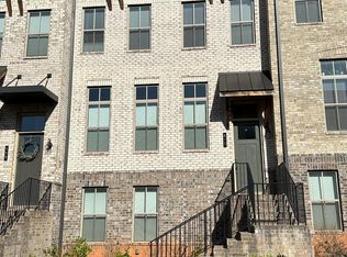 614 Harrington Hls, Decatur, GA 30032