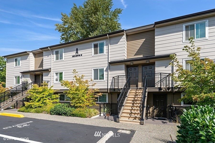 1st image of 15829 Leary Way NE #A103