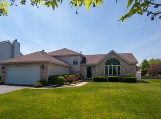 1811 Larkspur Dr, Plainfield, IL