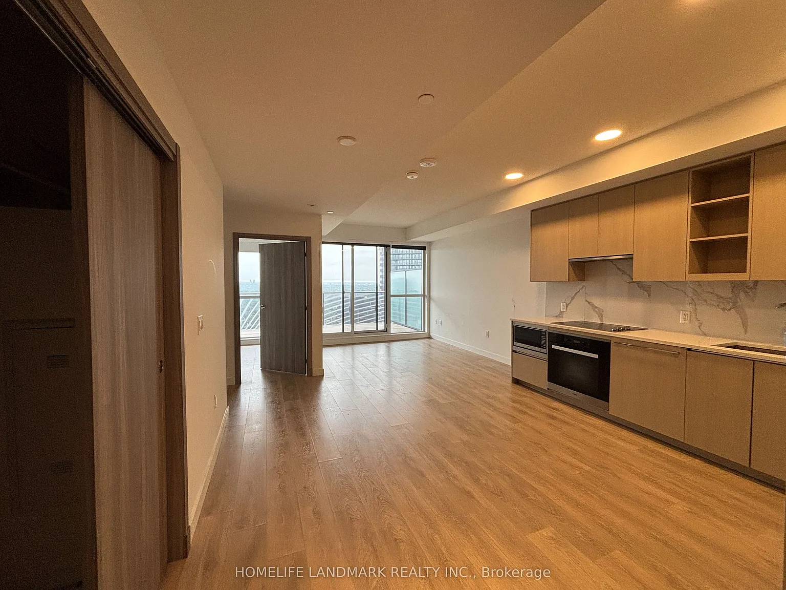 3 bed, $4,000 — Photo 3