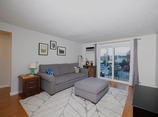 36 Main St APT 12, North Reading, MA 01864