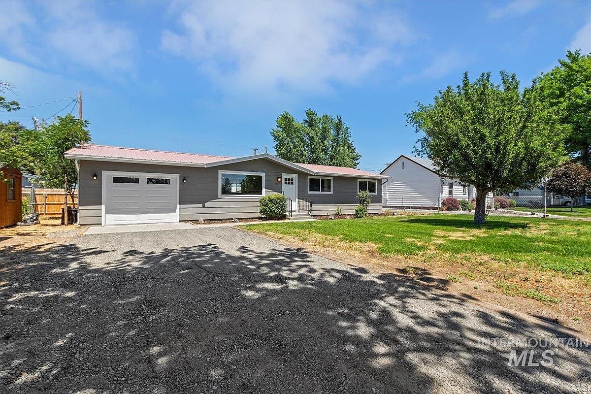 341 E Main St, Hagerman, ID 83332 Zillow