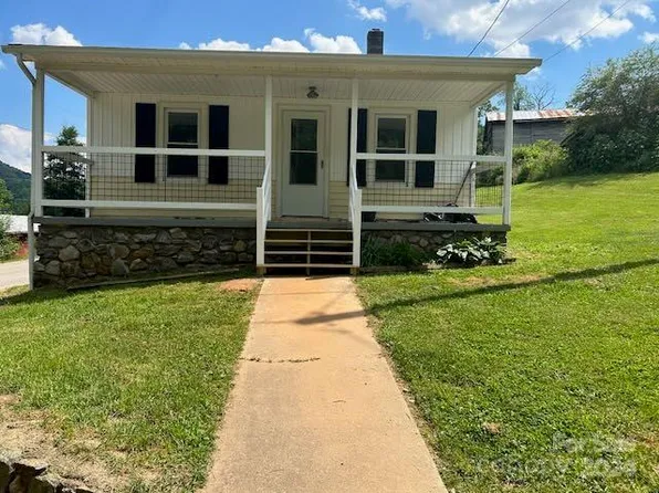 2485 Beaverdam Rd, Canton, NC 28716