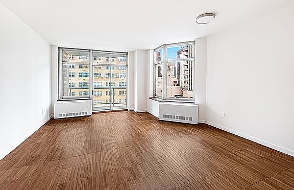 3rd image of 188 E 64th St APT 1003