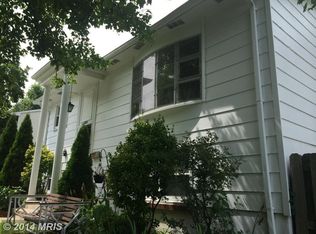 13128 Haddock Rd, Woodbridge, VA 22193