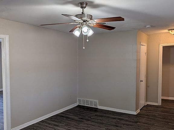 5th image of 5521 Odessa Ave