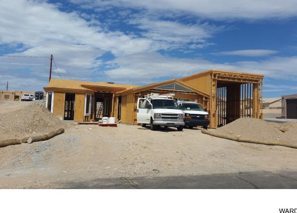 1st image of 815 Deepwater Dr