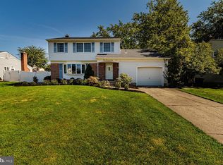 125 Bartram Rd, Marlton, NJ 08053