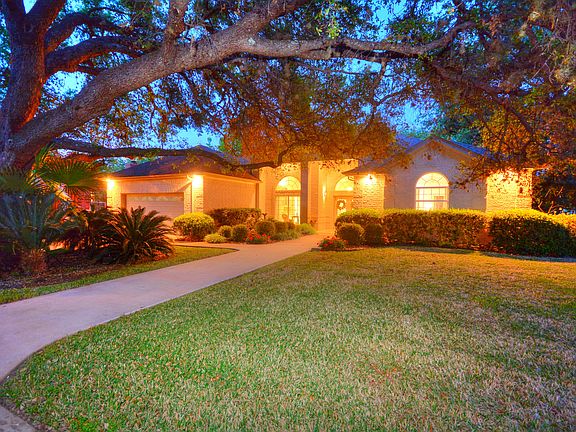 4th image of 519 River Lake Dr