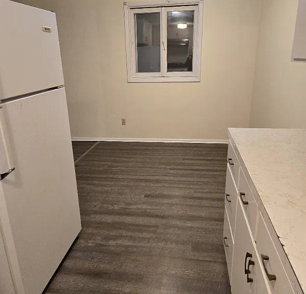 513 N Oak Ave #1/2 — Photo 3