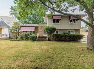 6491 Beverly Dr, Parma Heights, OH 44130