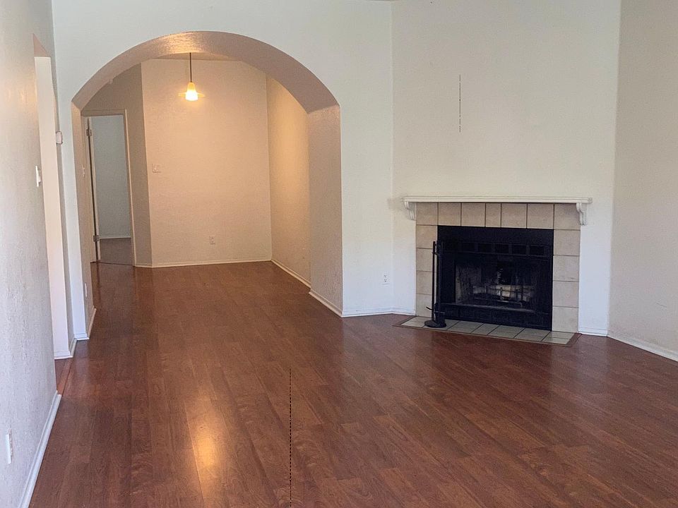 1st image of 1935 W Morten Ave Unit 31