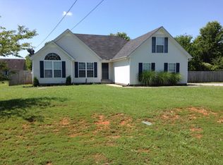 7116 Lone Eagle Dr, Murfreesboro, TN 37128