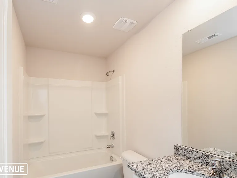 1013 Sease Garden Ct — Photo 9
