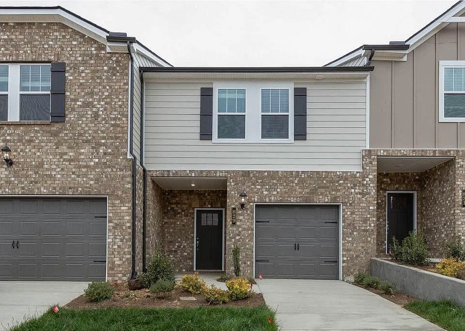 829 Holland Ct