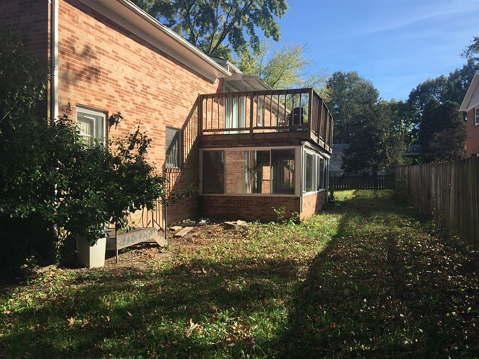 2nd image of 6915 Eilerson St